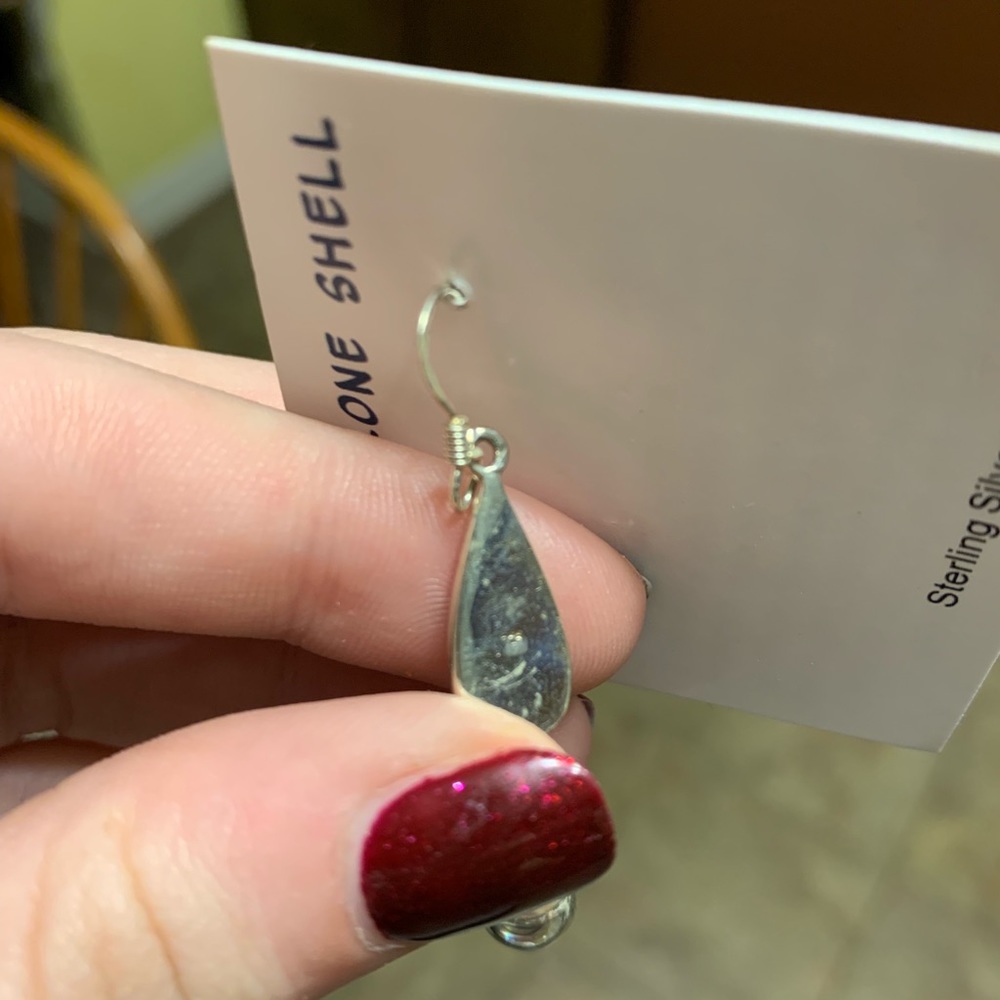 Alabone Shell Earrings - Picture 3 of 3